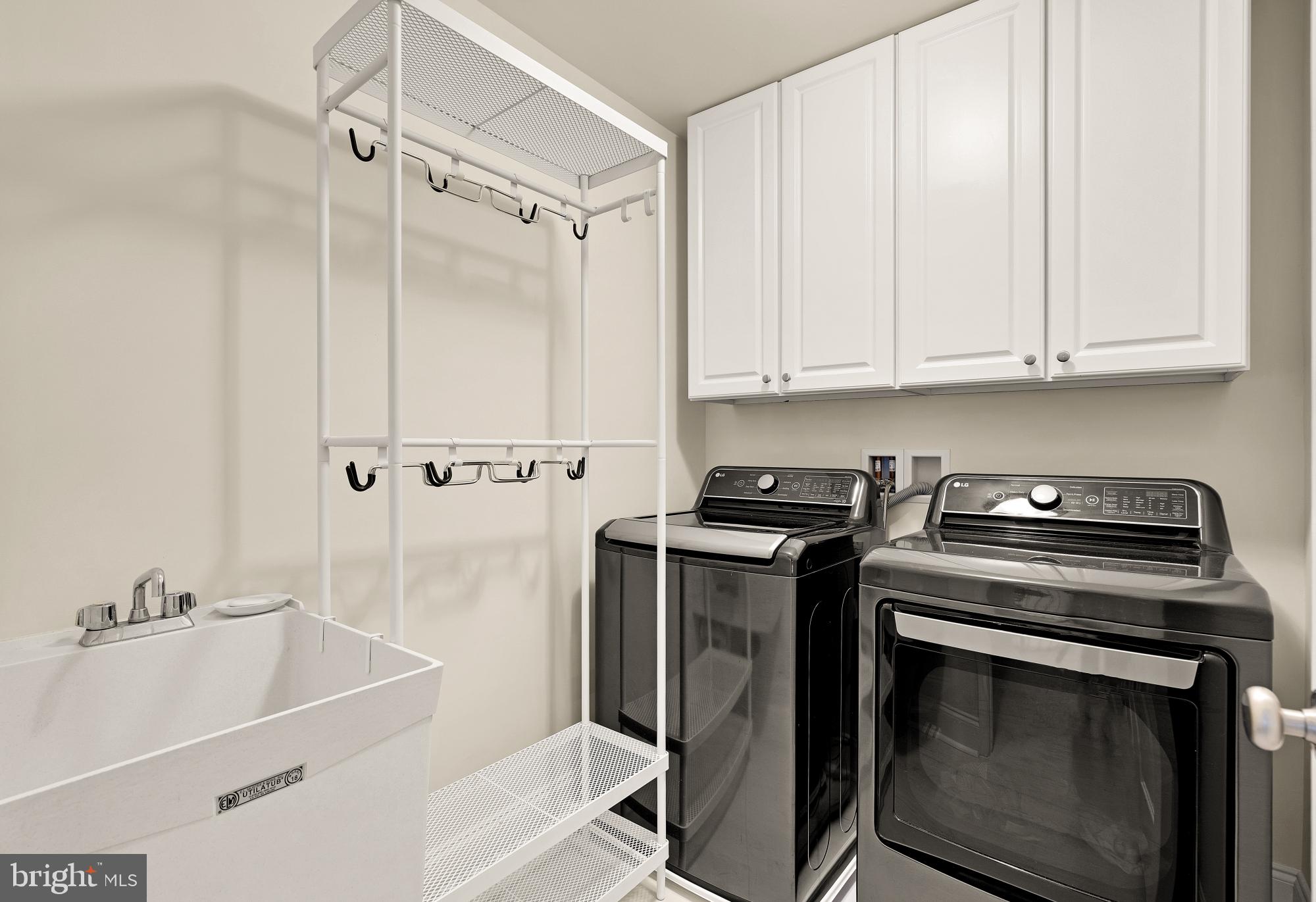 LOUDOUN VALLEY ESTATES 2 - Residential