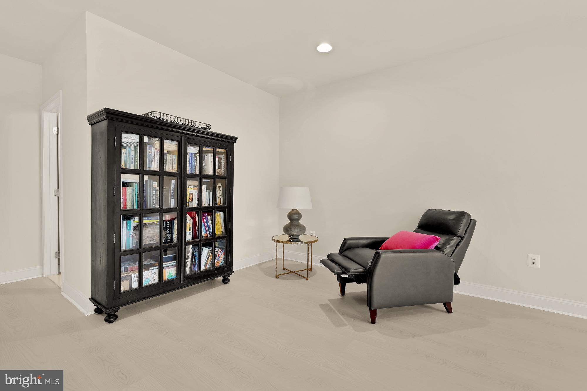 LOUDOUN VALLEY ESTATES 2 - Residential