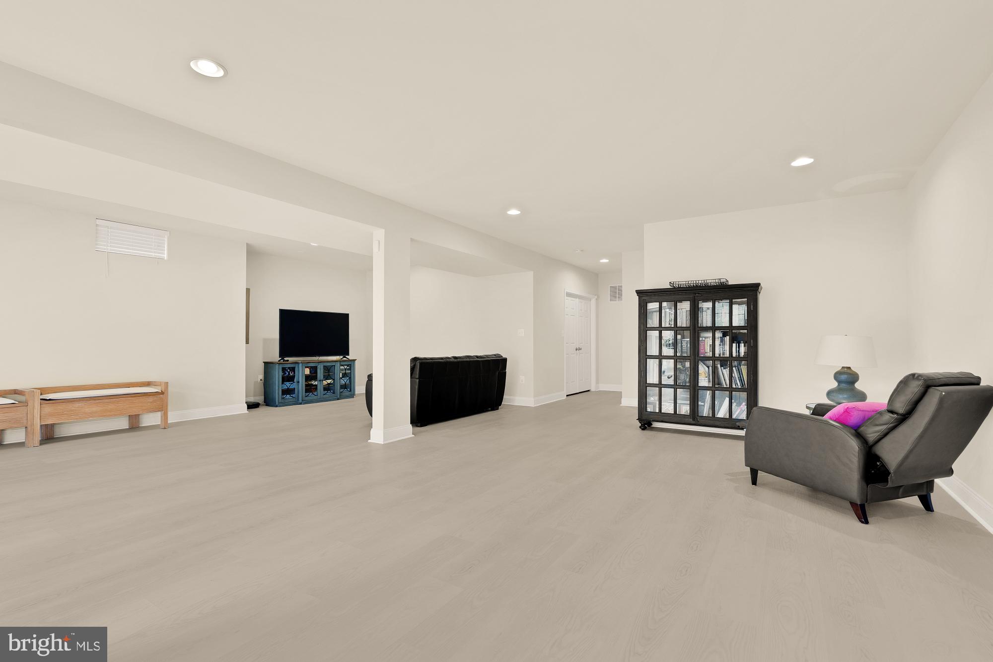 LOUDOUN VALLEY ESTATES 2 - Residential