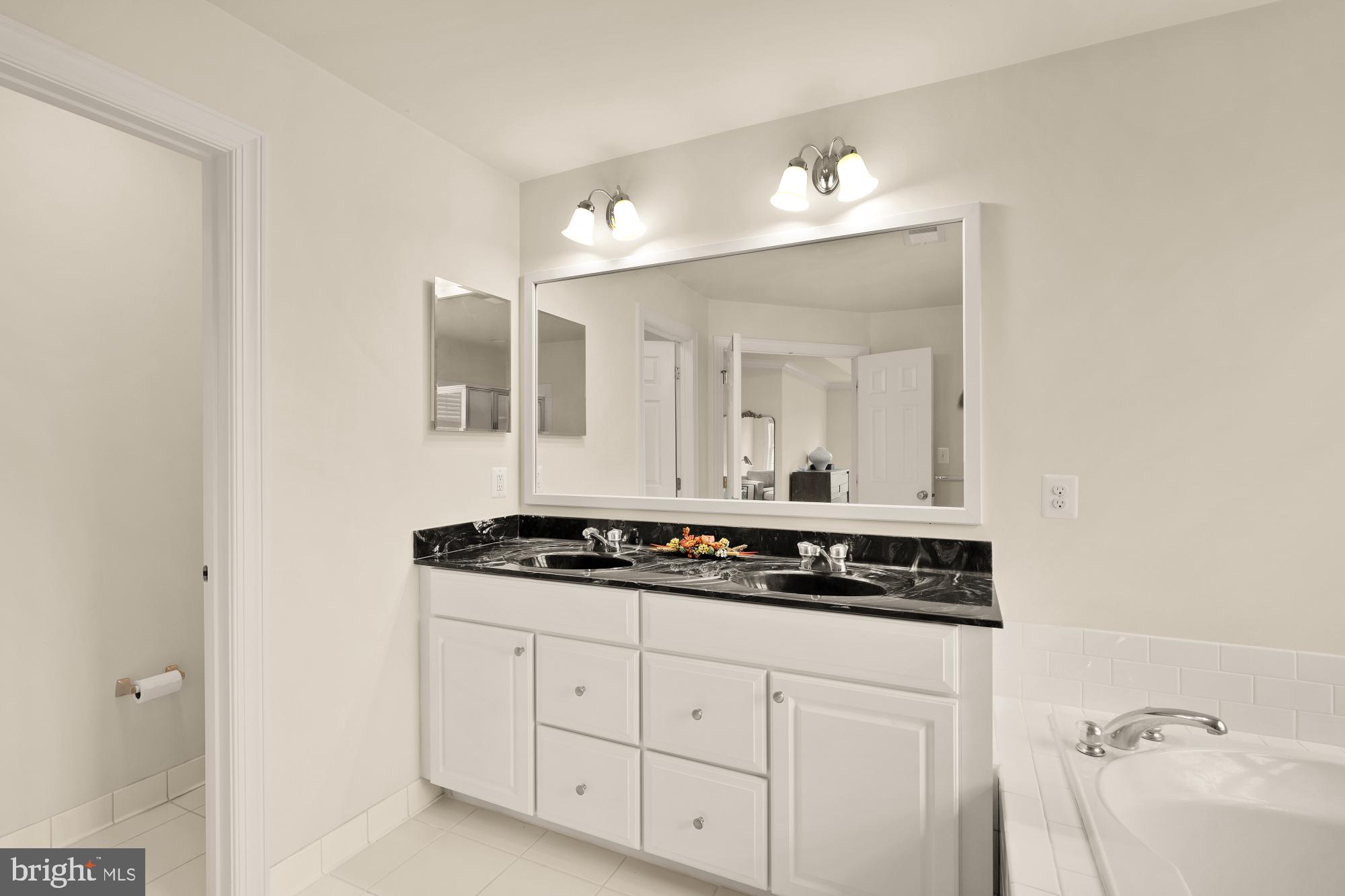 LOUDOUN VALLEY ESTATES 2 - Residential