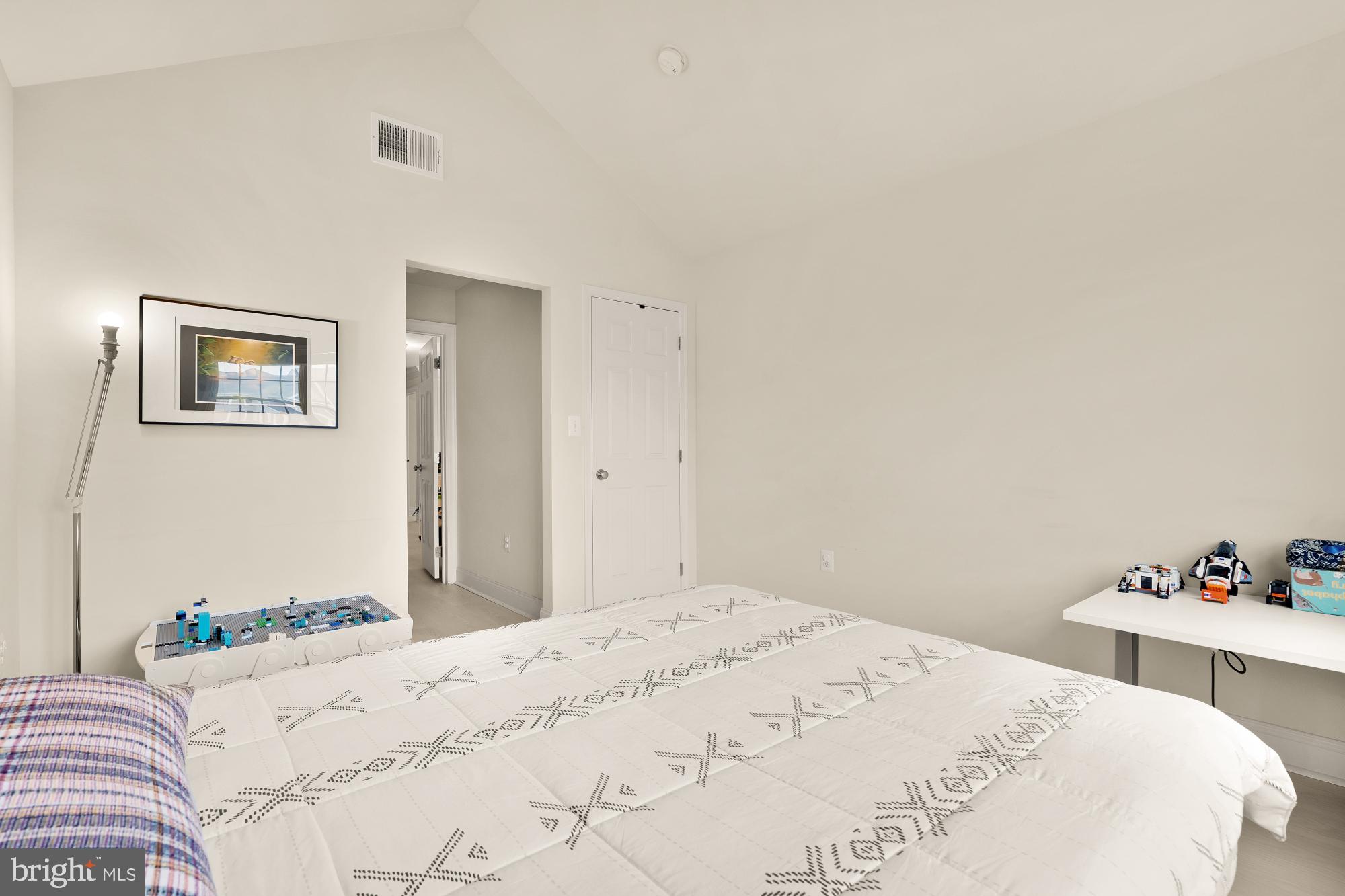 LOUDOUN VALLEY ESTATES 2 - Residential