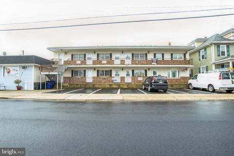 Condo For Sale - 106 W Wisteria Road #2<br/> Cape May County, WILDWOOD CREST, NJ 08260