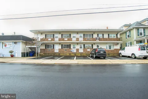 106 W Wisteria Road Unit 2, Wildwood Crest, NJ MLS: NJCM2004072