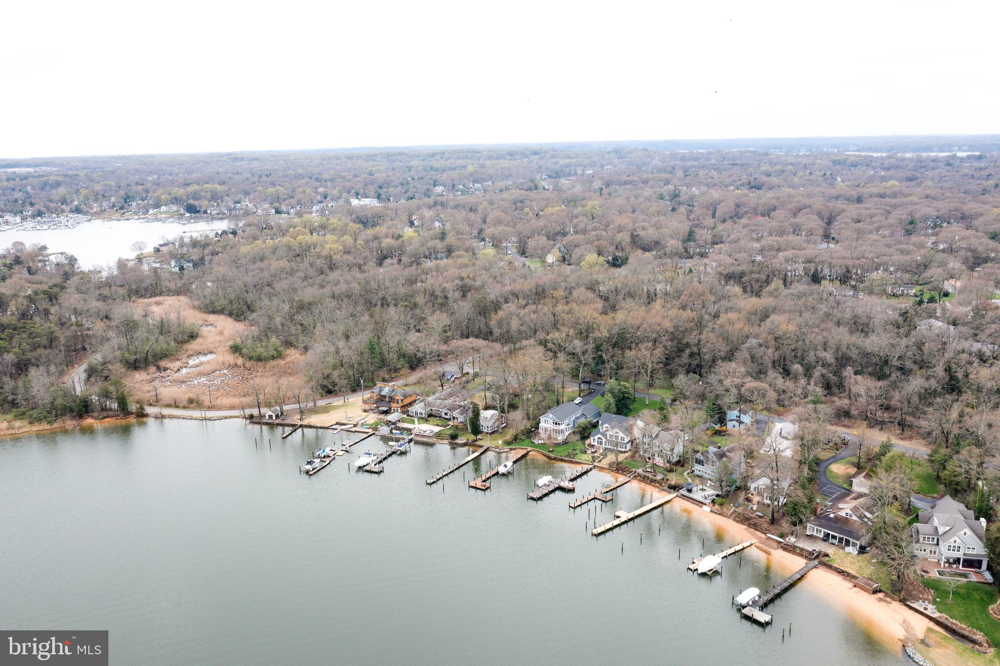 ARUNDEL BEACH - Residential