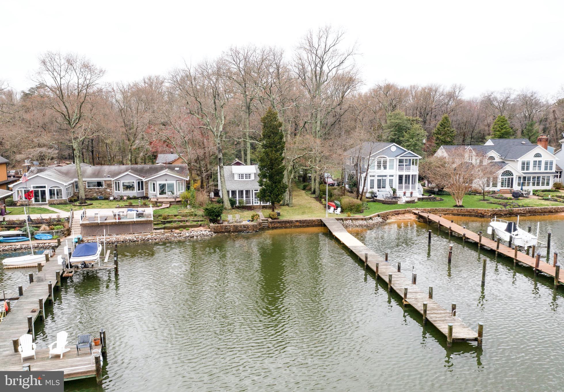 ARUNDEL BEACH - Residential
