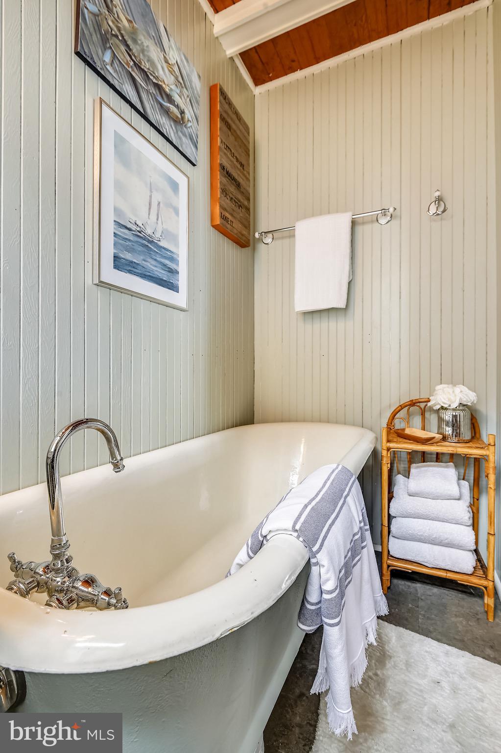 ARUNDEL BEACH - Residential