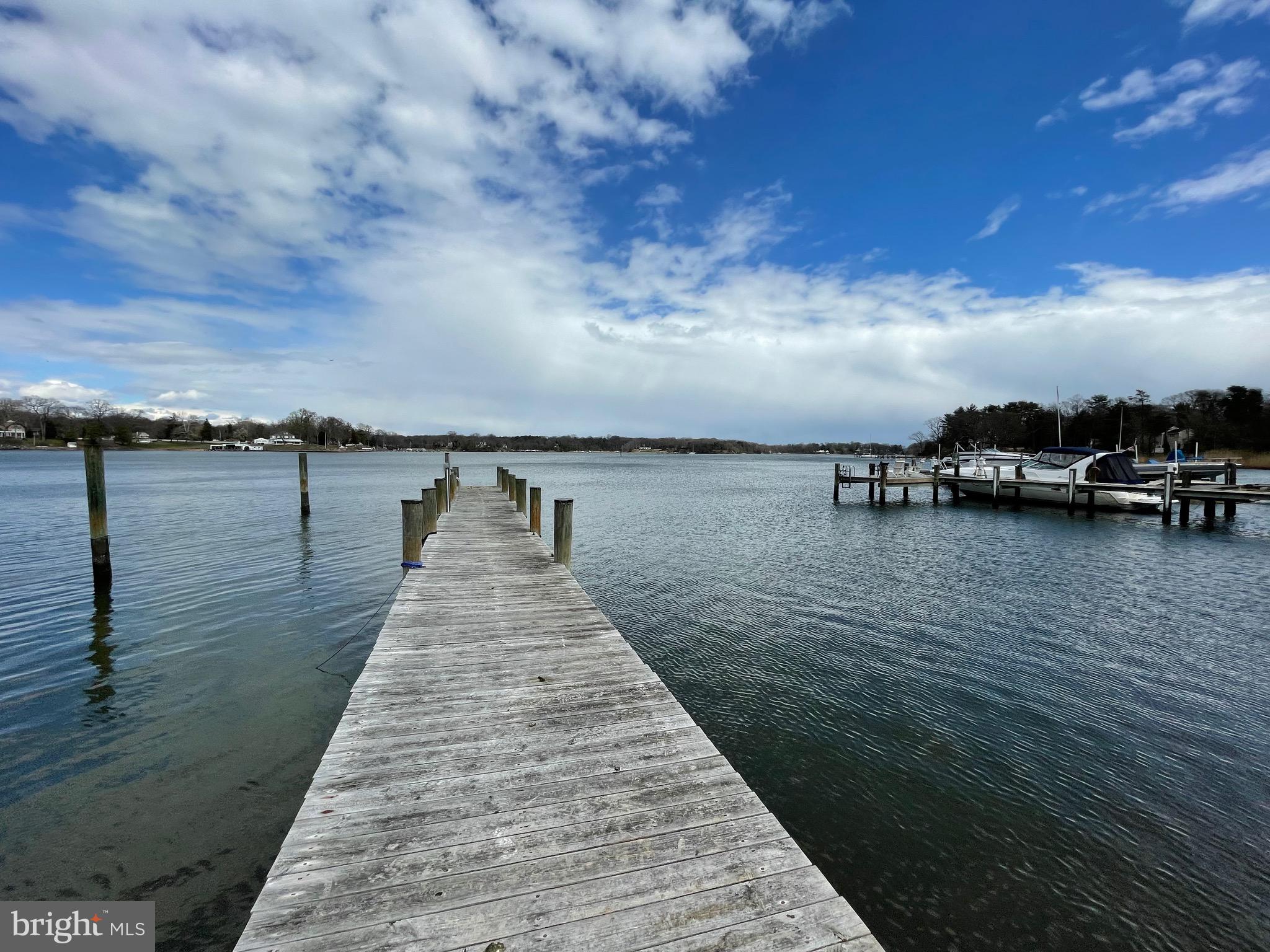 ARUNDEL BEACH - Residential