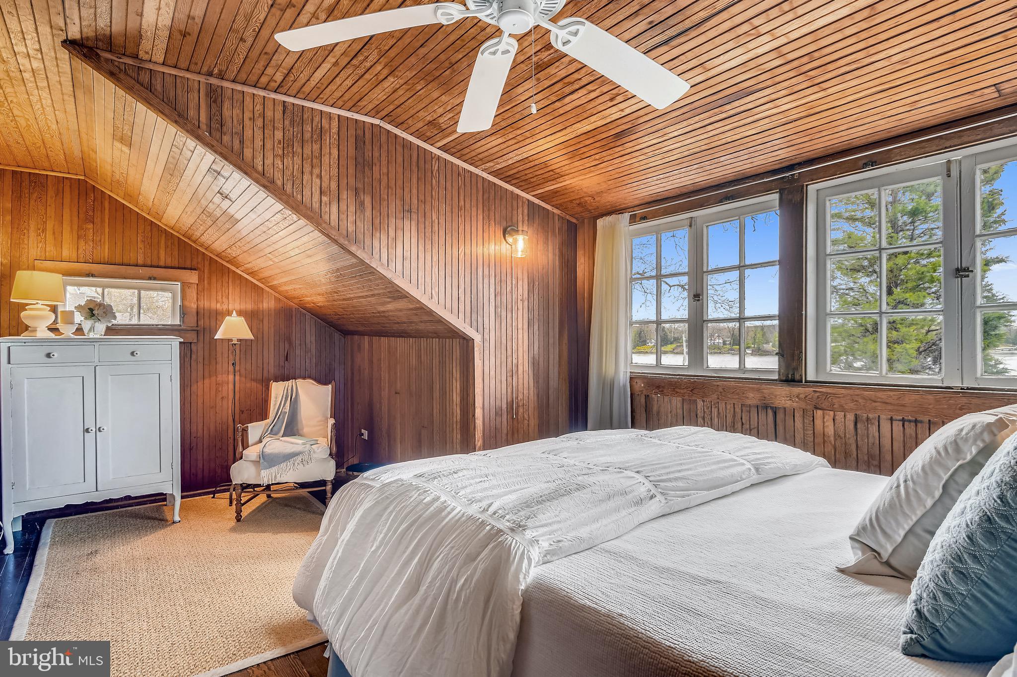 ARUNDEL BEACH - Residential