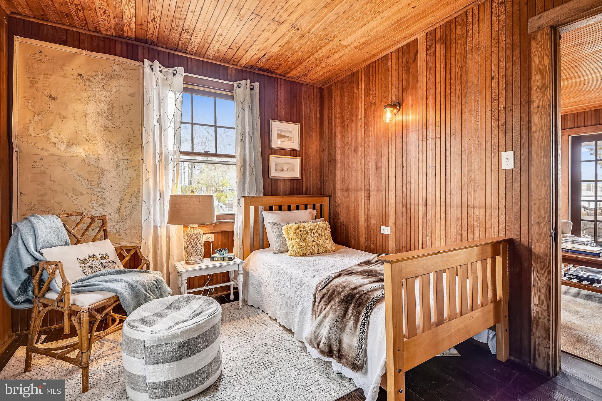 ARUNDEL BEACH - Residential