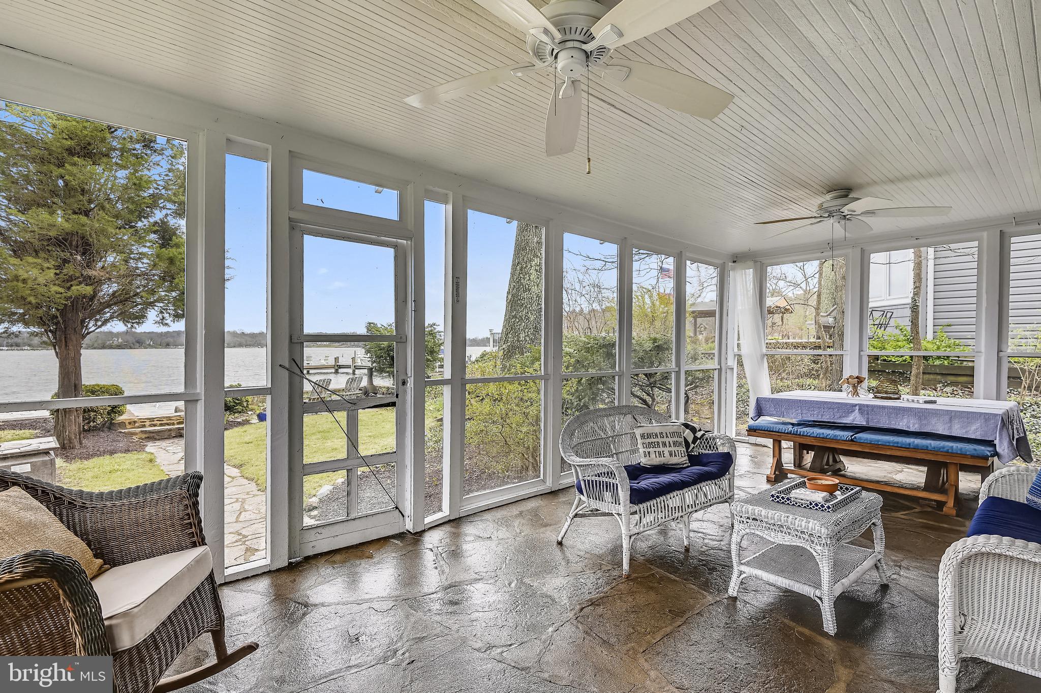 ARUNDEL BEACH - Residential