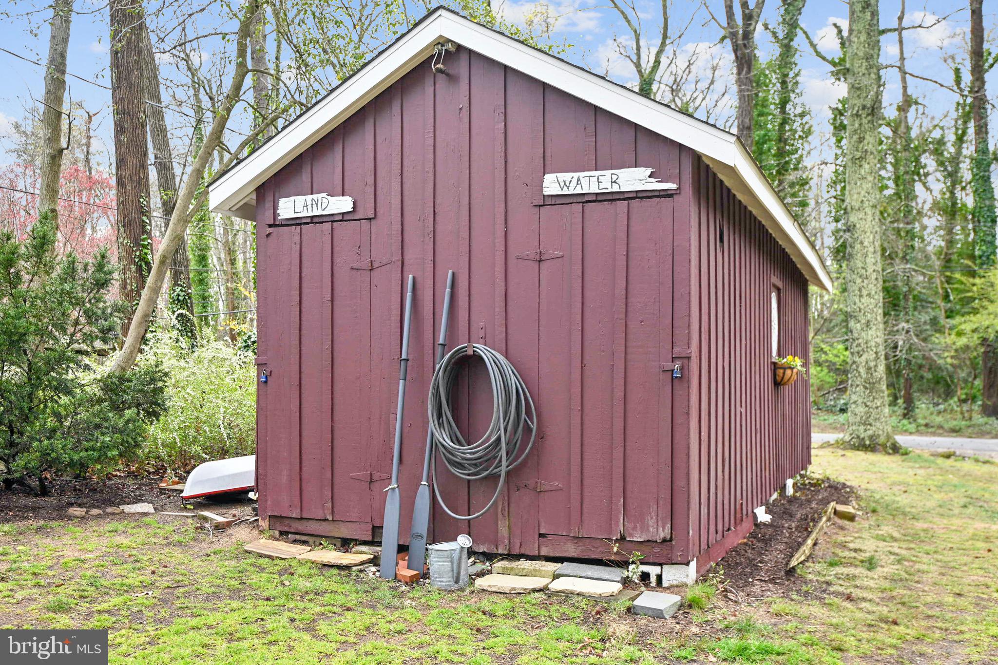 ARUNDEL BEACH - Residential