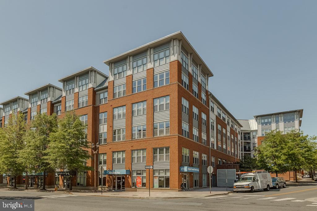 WILSON BOULEVARD - Residential Lease