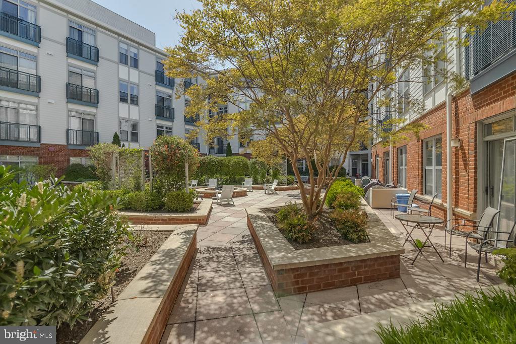 WILSON BOULEVARD - Residential Lease