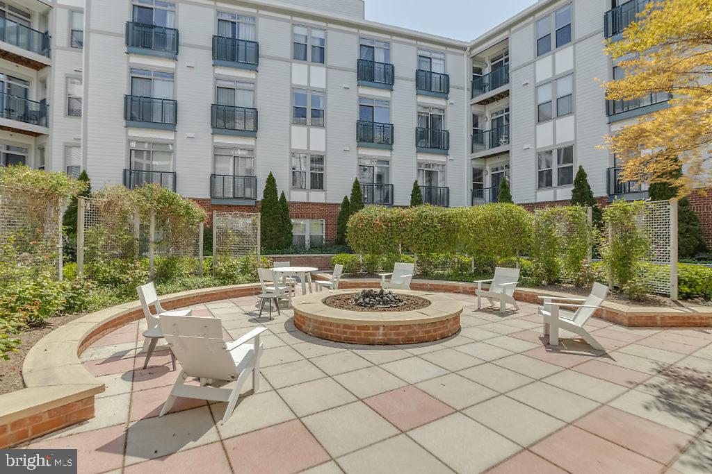 WILSON BOULEVARD - Residential Lease