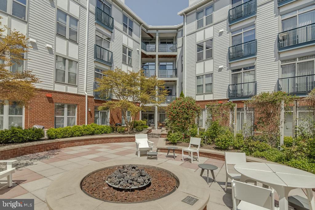 WILSON BOULEVARD - Residential Lease