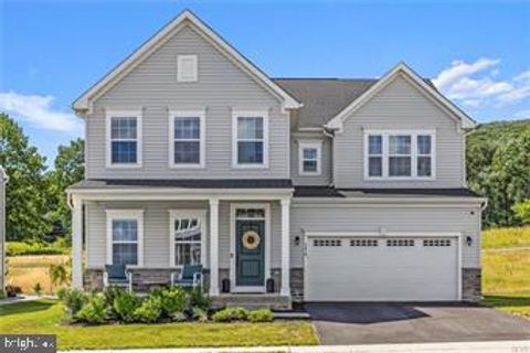 6470 SCENIC VIEW DRIVE MACUNGIE PA 18062