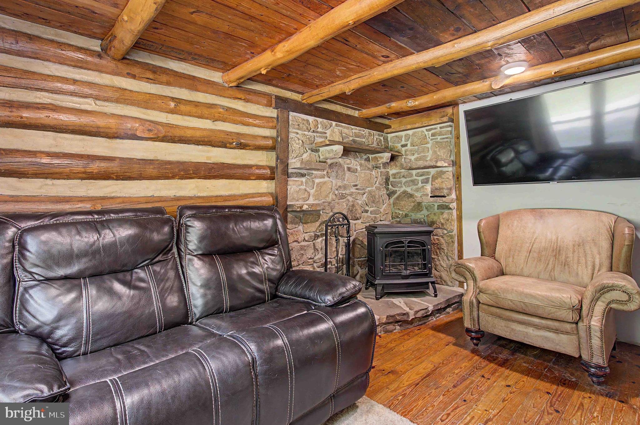516 BEAR CREEK ROAD