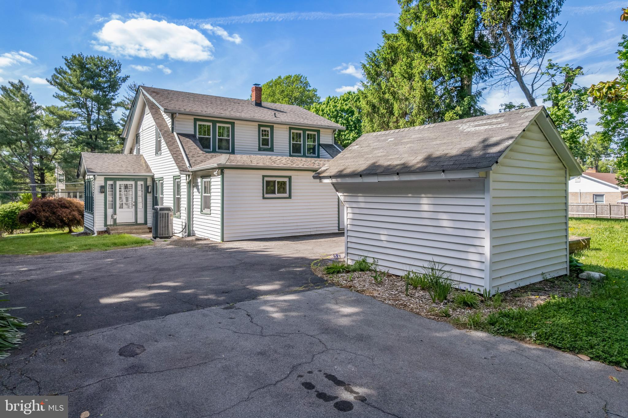 DAMASCUS OUTSIDE - Residential