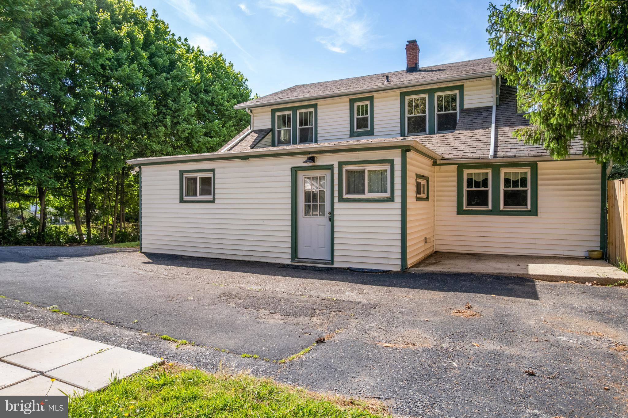 DAMASCUS OUTSIDE - Residential