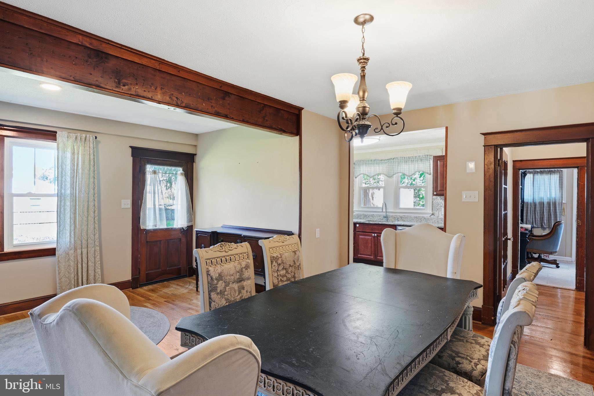 DAMASCUS OUTSIDE - Residential