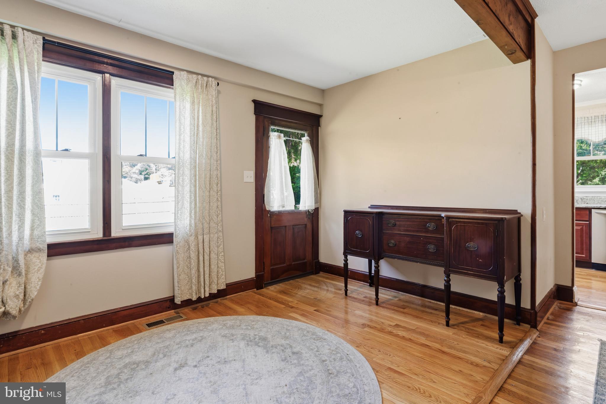 DAMASCUS OUTSIDE - Residential