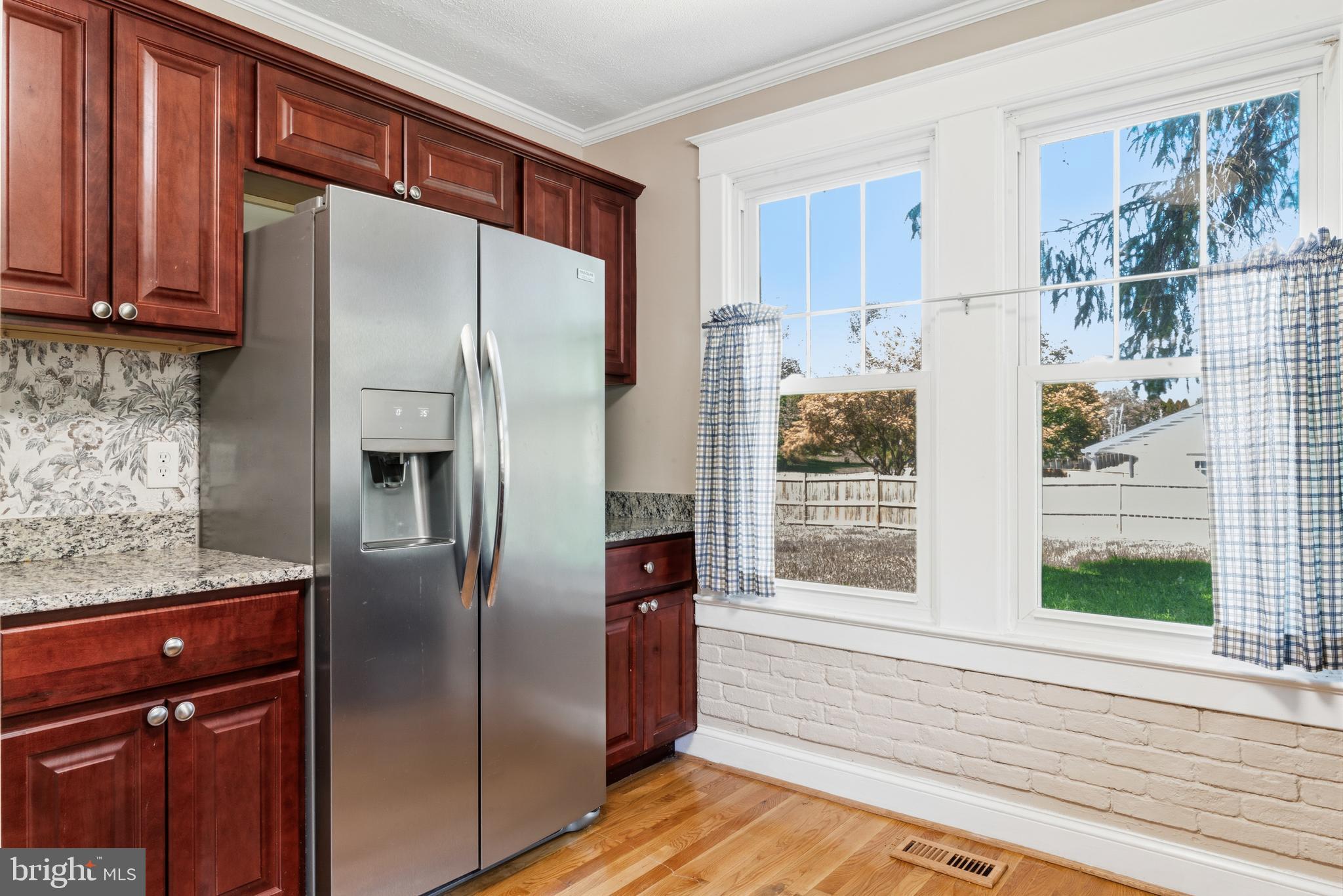 DAMASCUS OUTSIDE - Residential