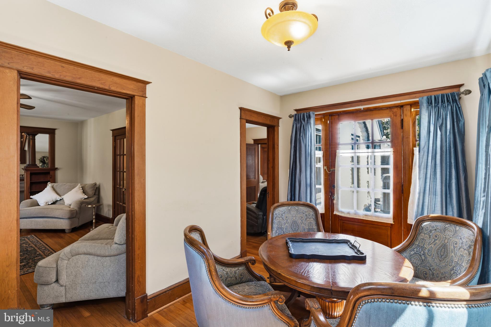 DAMASCUS OUTSIDE - Residential