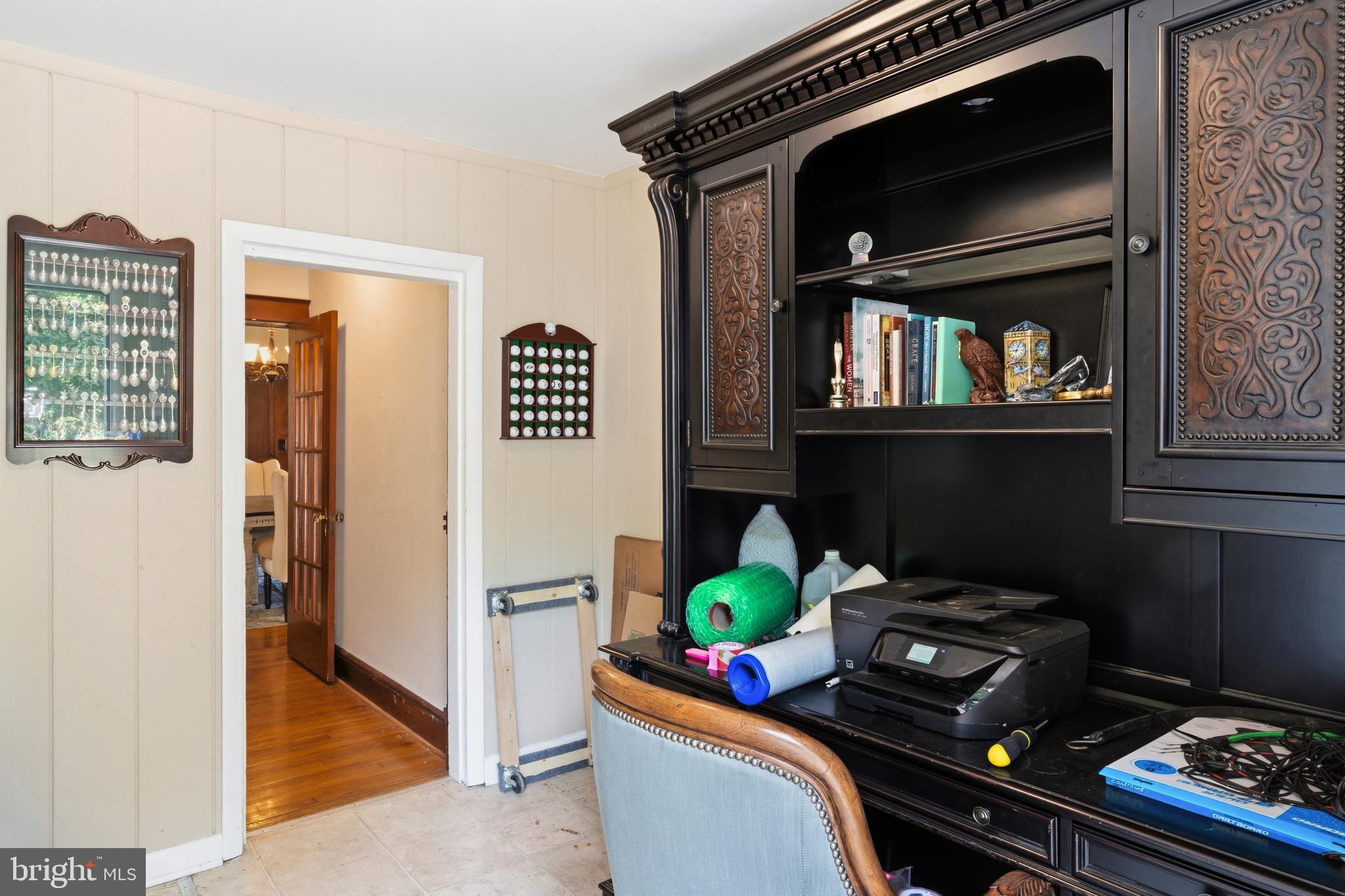 DAMASCUS OUTSIDE - Residential