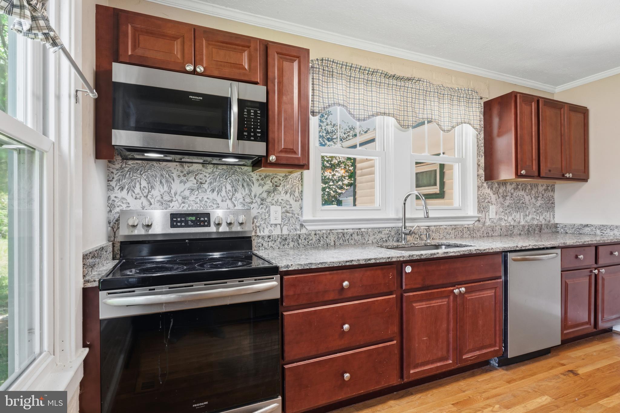 DAMASCUS OUTSIDE - Residential