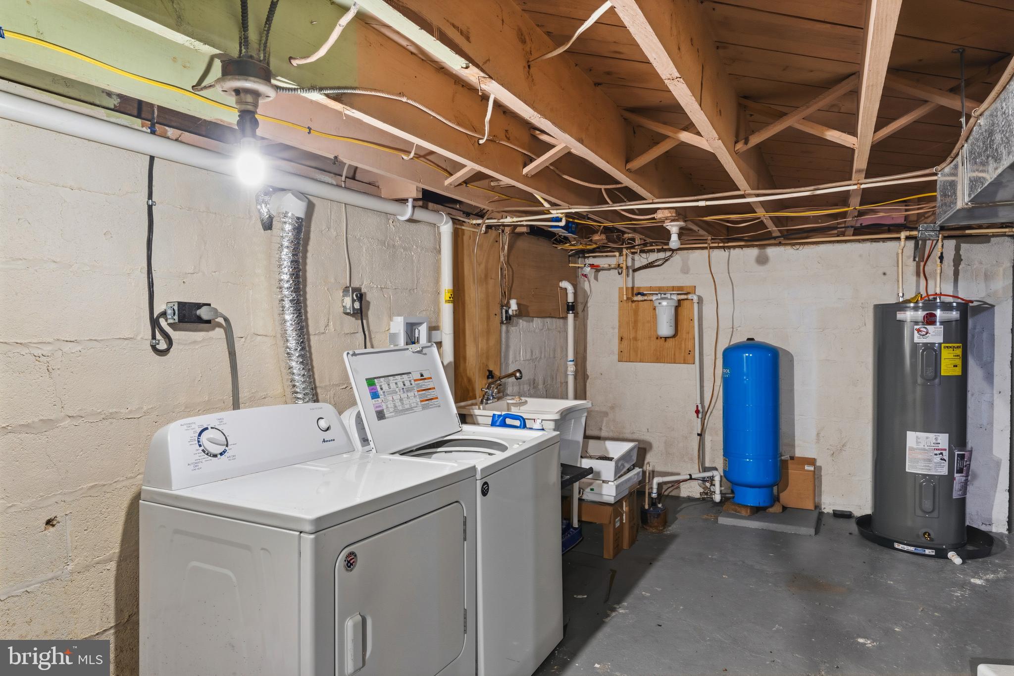 DAMASCUS OUTSIDE - Residential