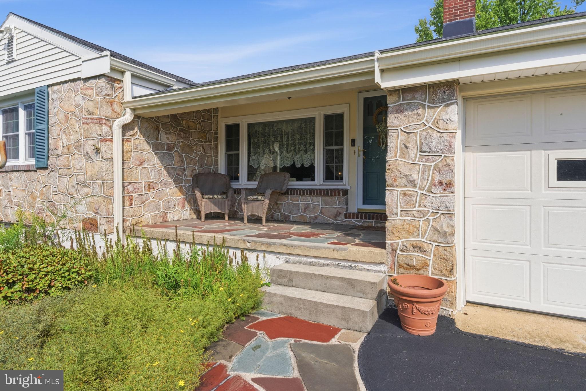 1444 WYNNEWOOD DRIVE