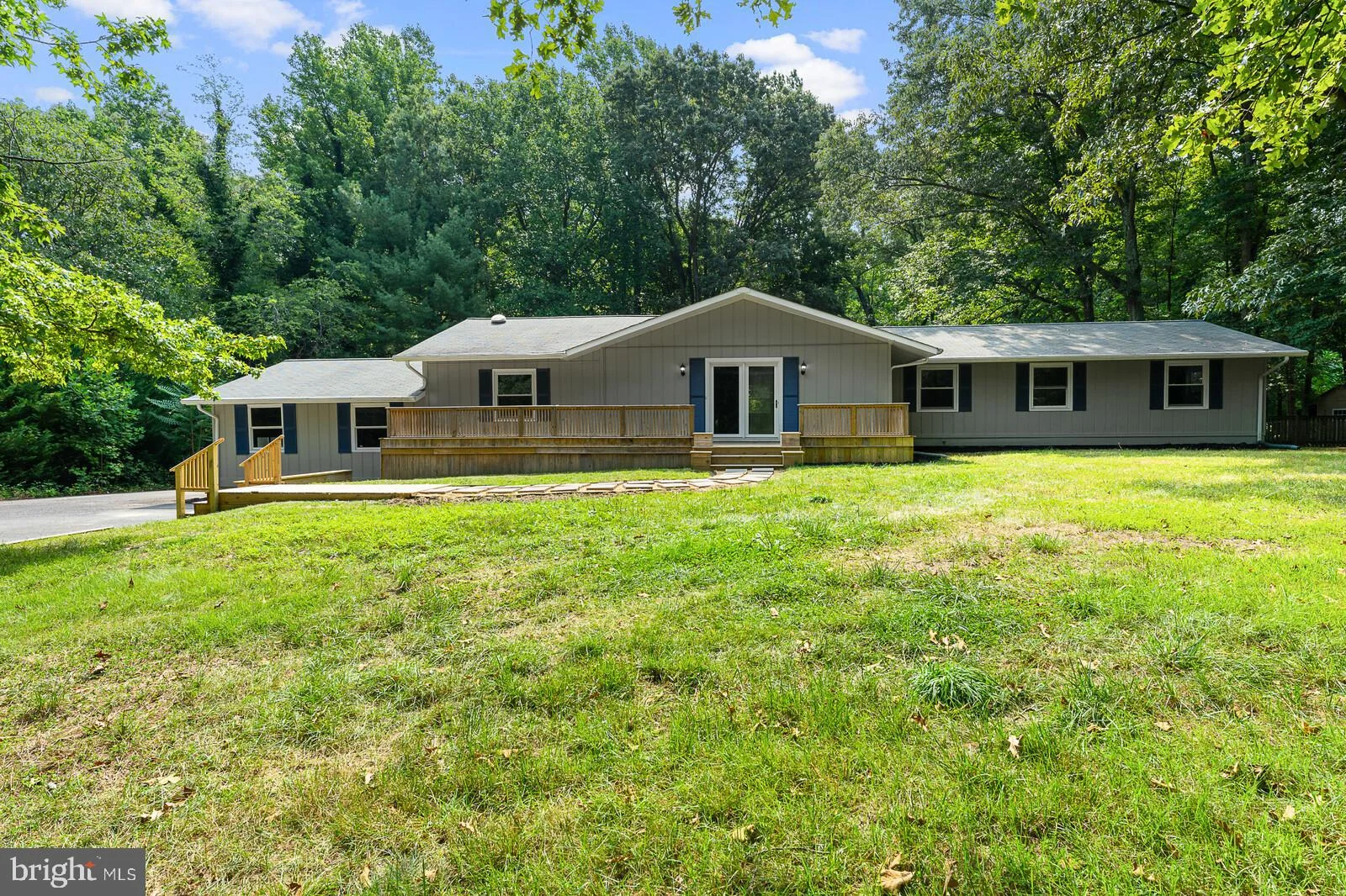 16 Eagle Court, Fredericksburg, VA 22405