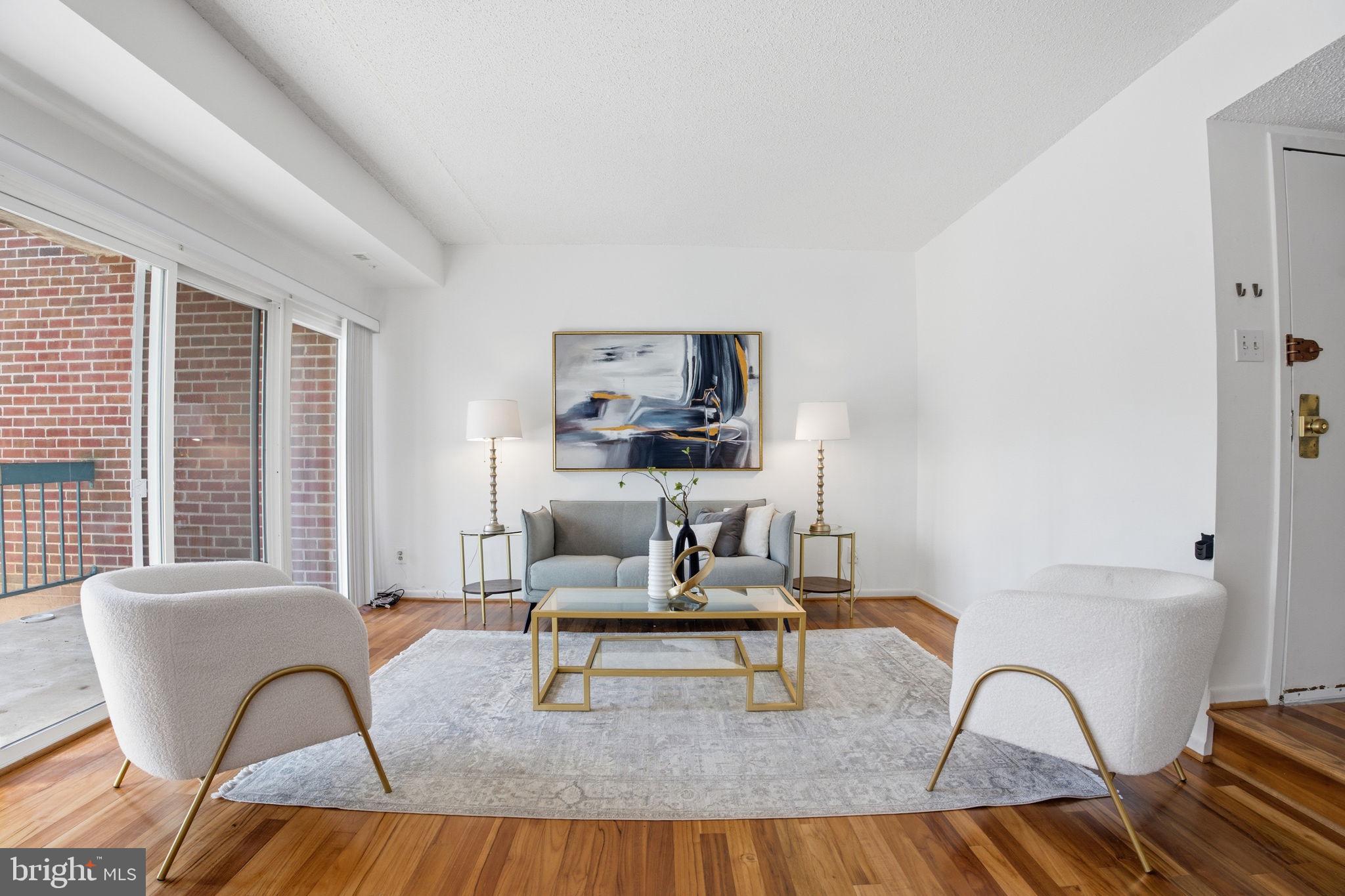 HUNTERS WOODS VILLAGE - Residential