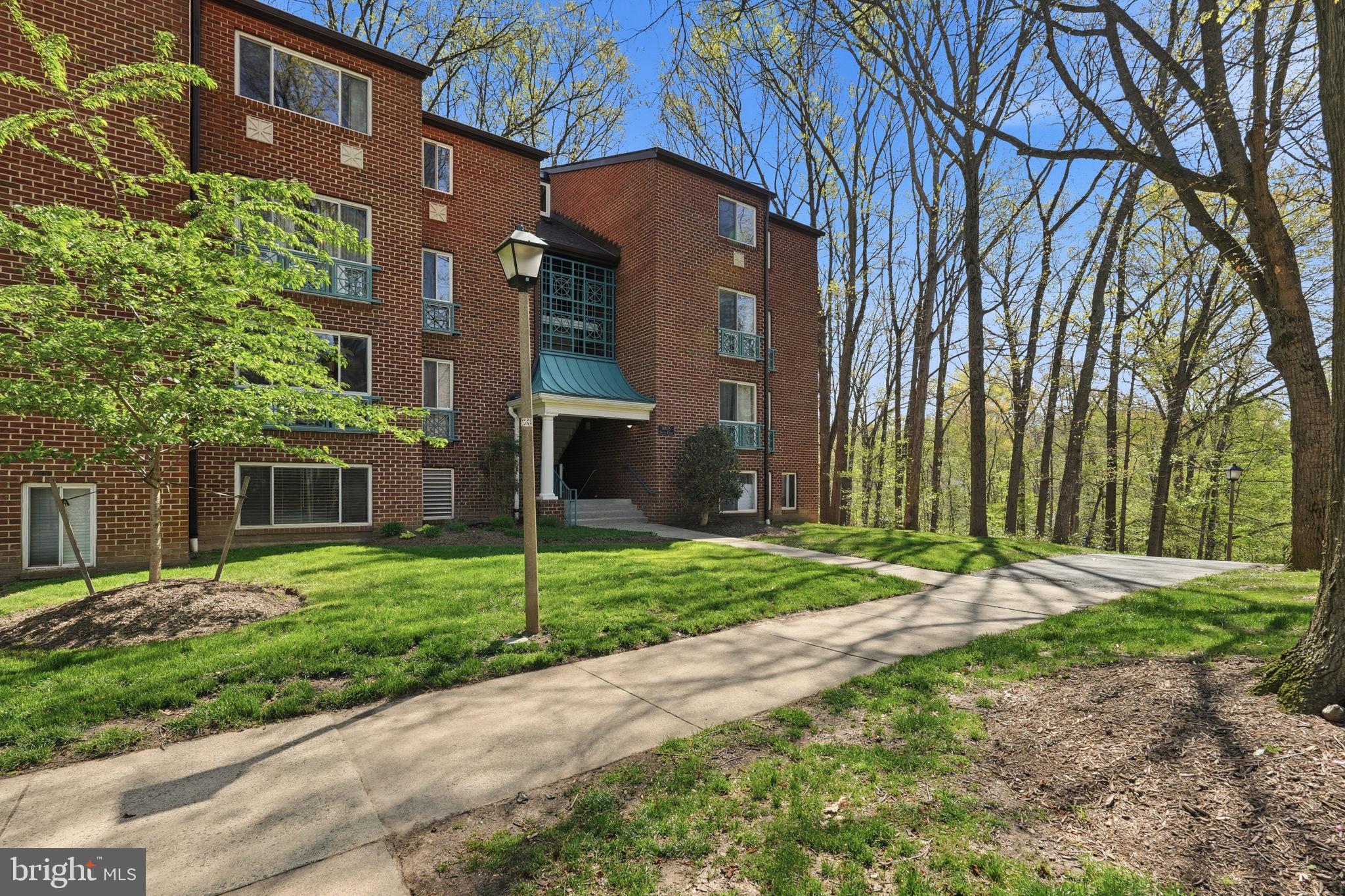 11805 BRETON COURT 1A