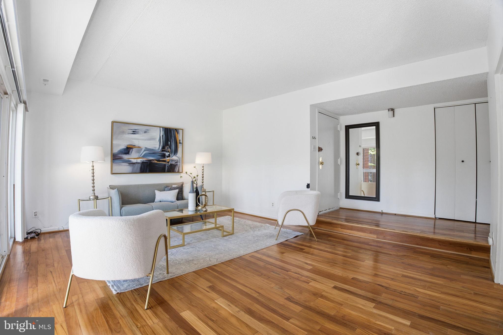 HUNTERS WOODS VILLAGE - Residential