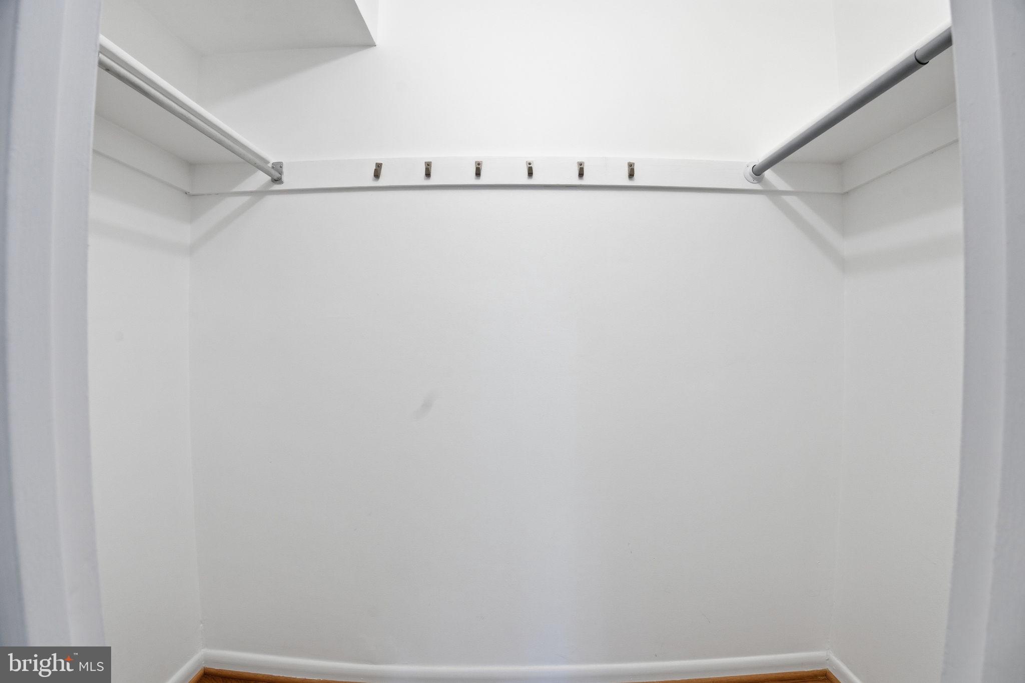 HUNTERS WOODS VILLAGE - Residential