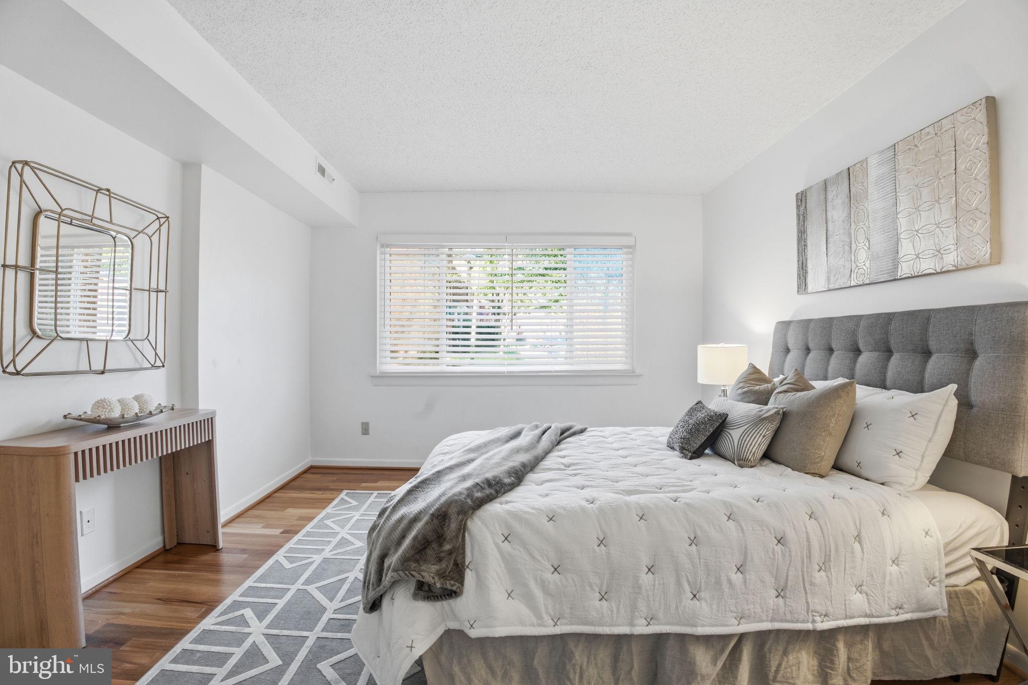 HUNTERS WOODS VILLAGE - Residential