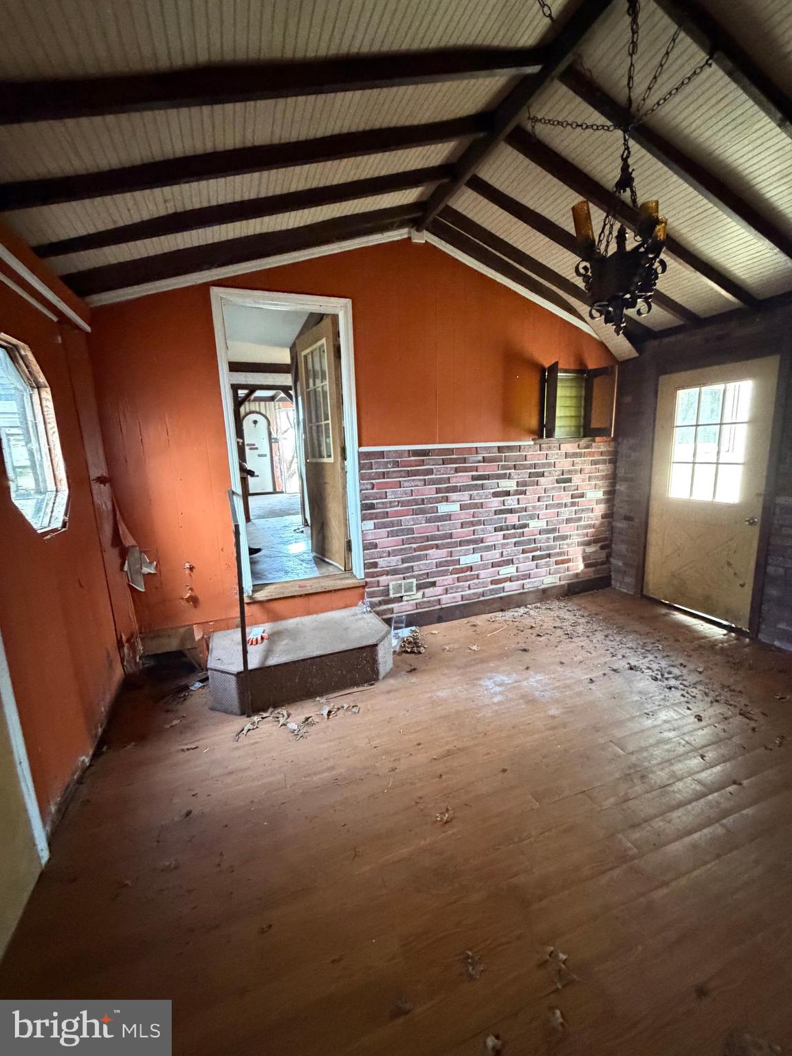 ELMWOOD TERR - Residential