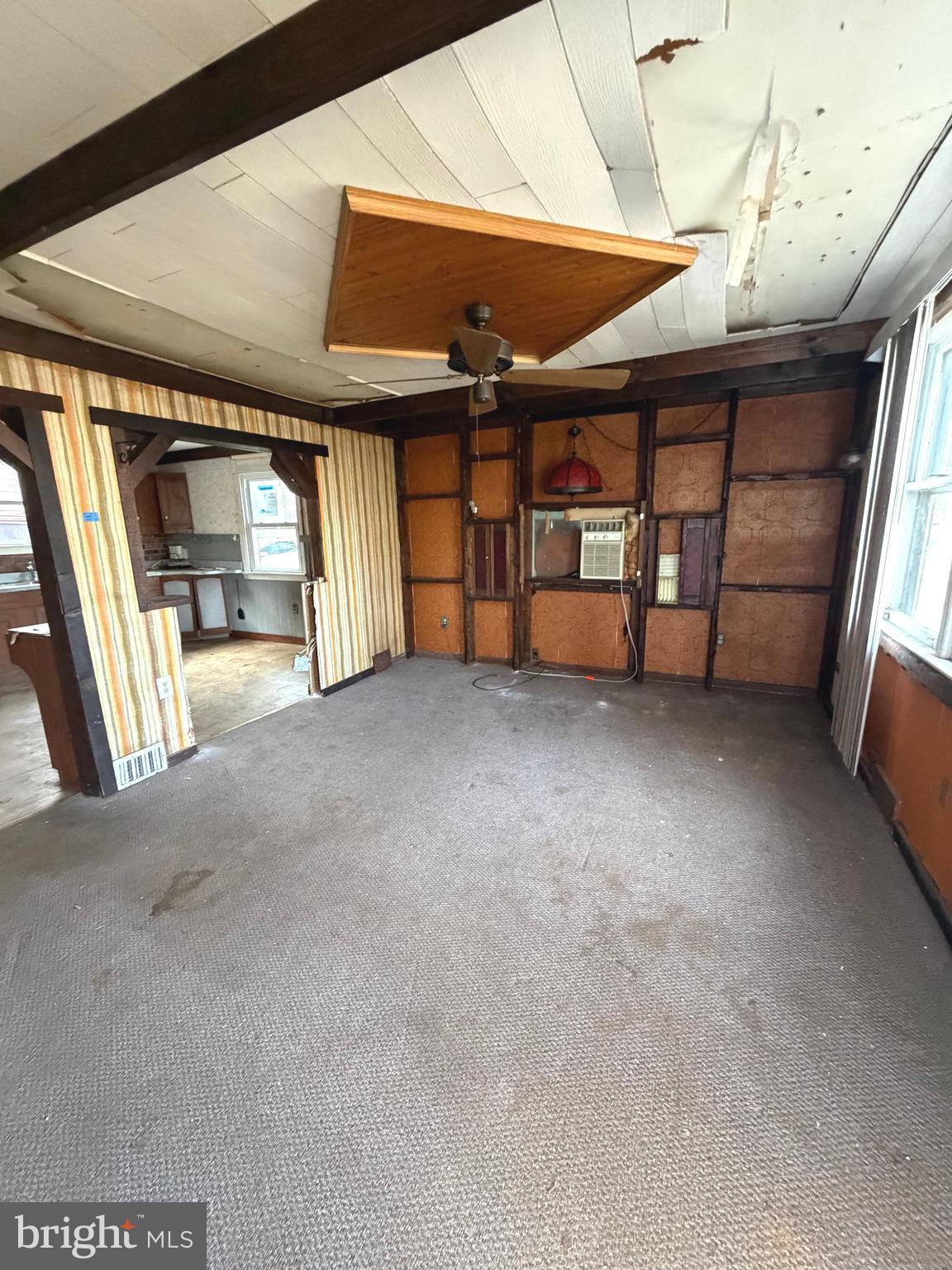 ELMWOOD TERR - Residential