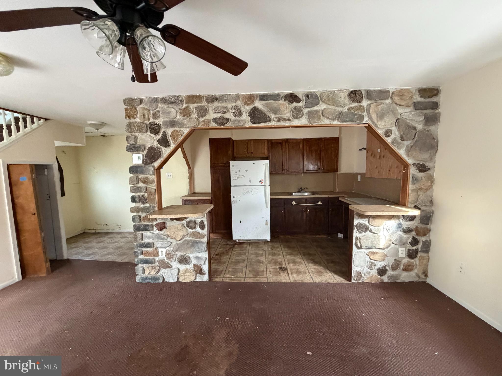 ELMWOOD TERR - Residential