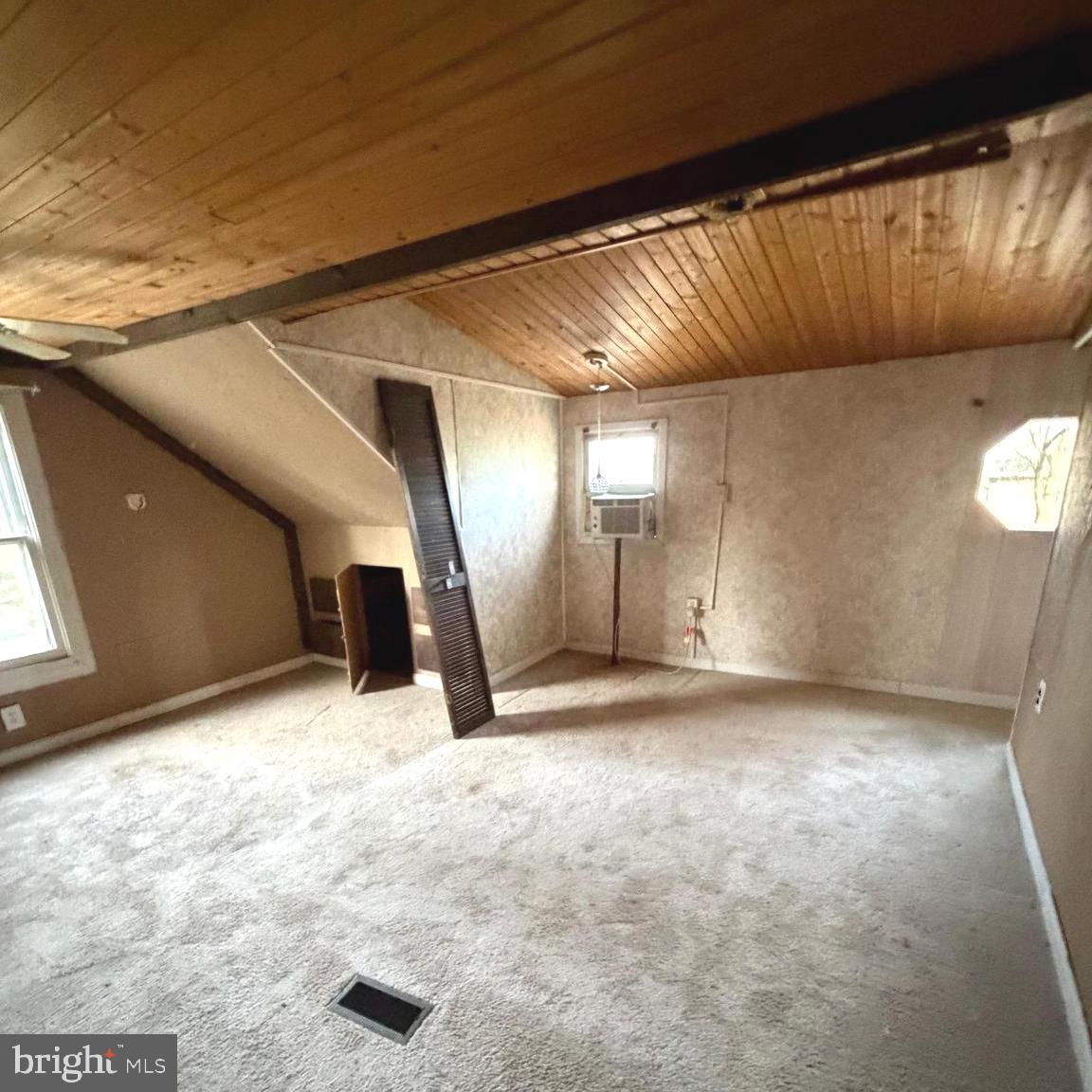 ELMWOOD TERR - Residential