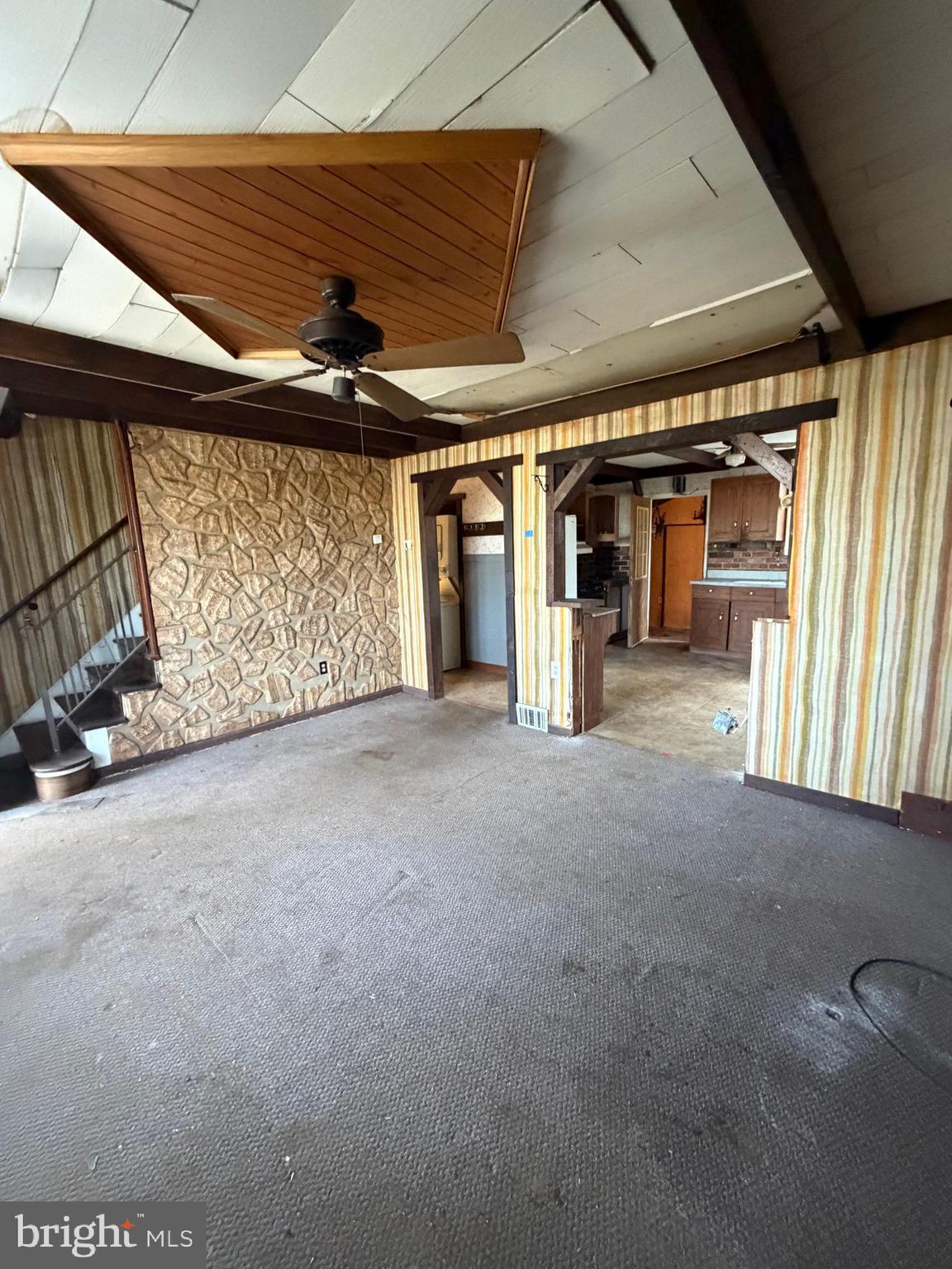 ELMWOOD TERR - Residential