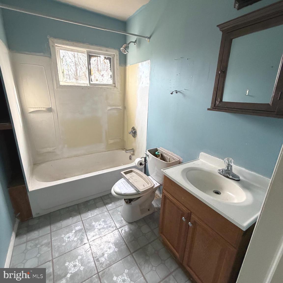 ELMWOOD TERR - Residential