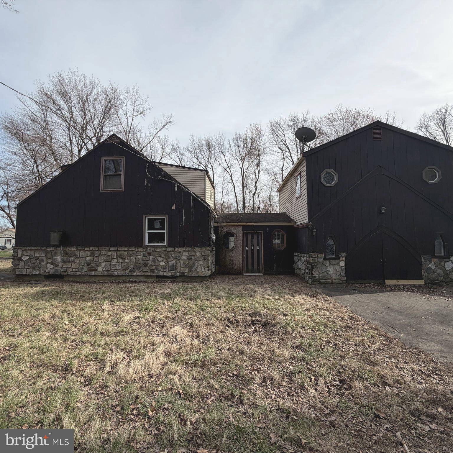 ELMWOOD TERR - Residential