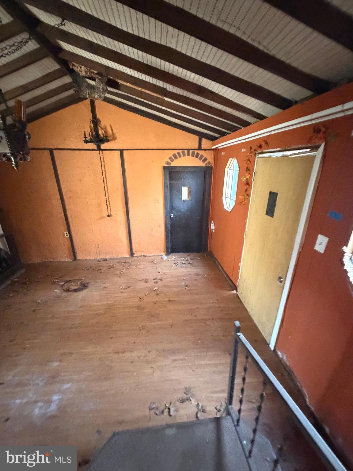 ELMWOOD TERR - Residential