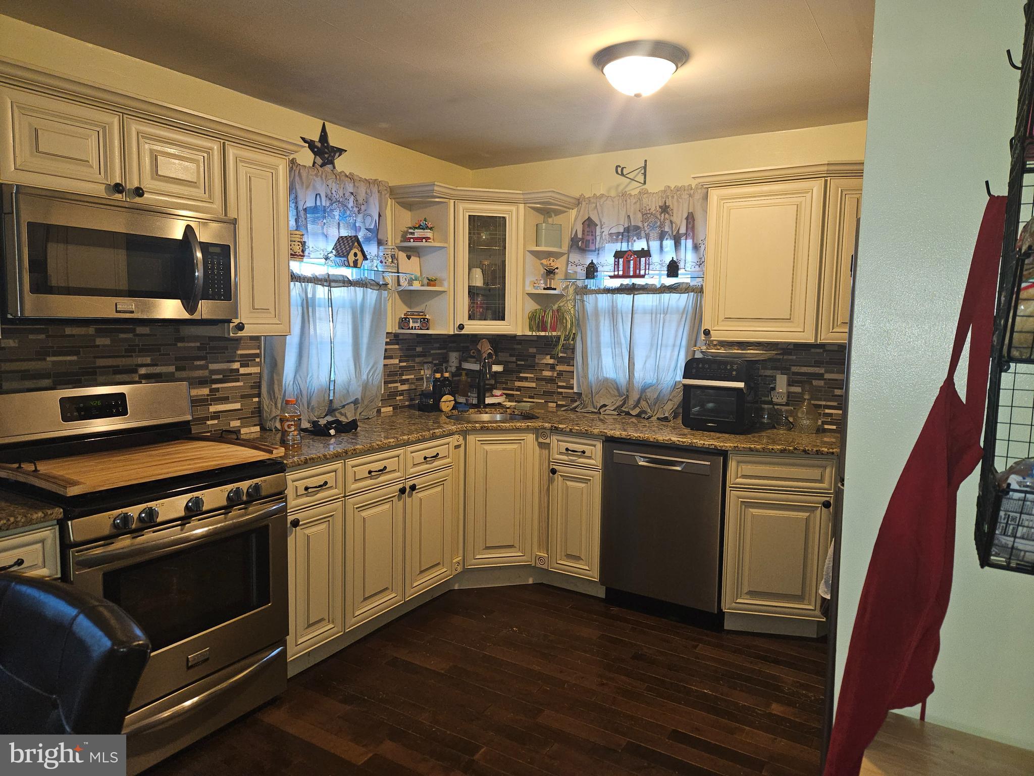 NONE AVA ILABLE - Residential