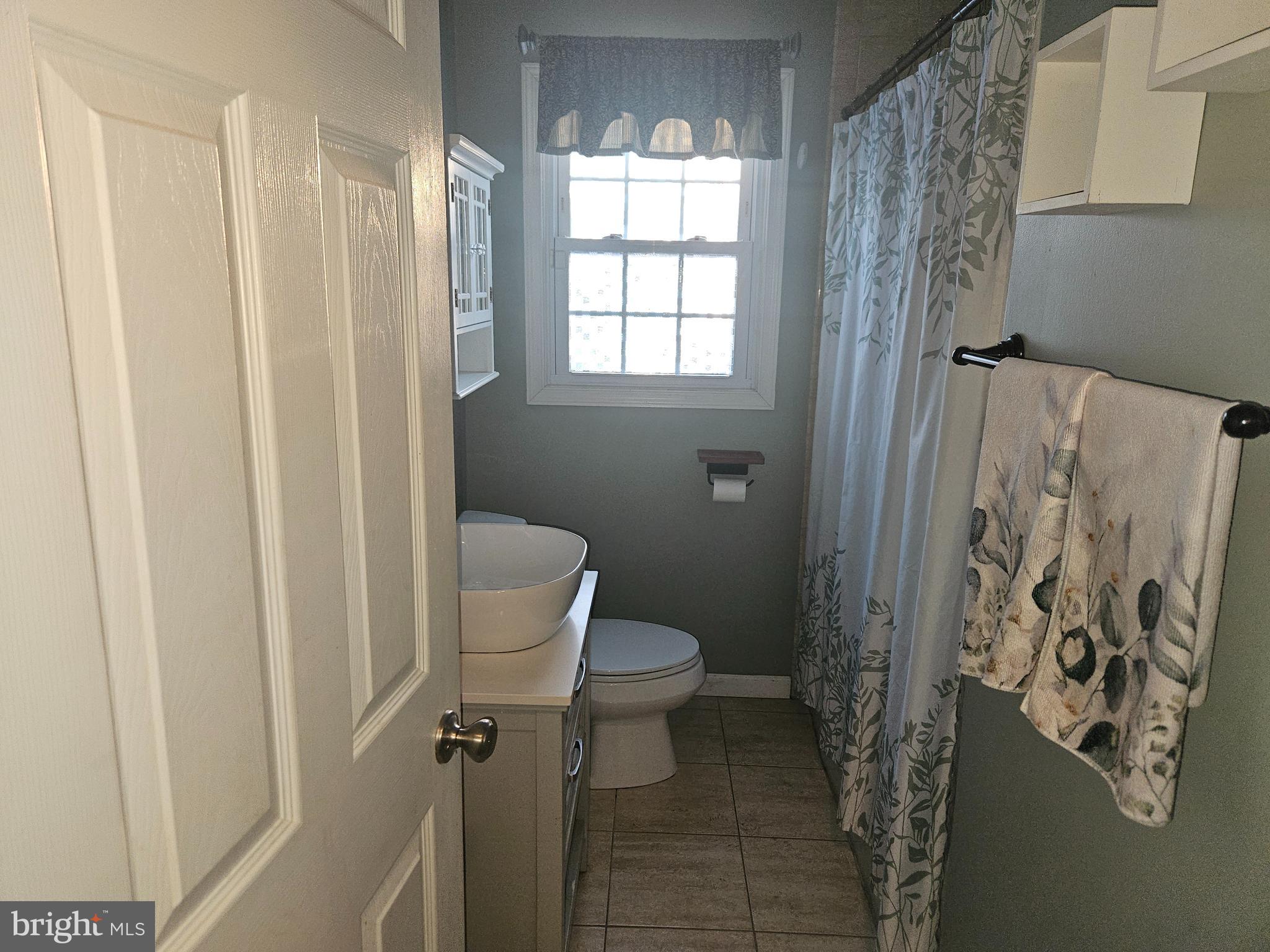 NONE AVA ILABLE - Residential