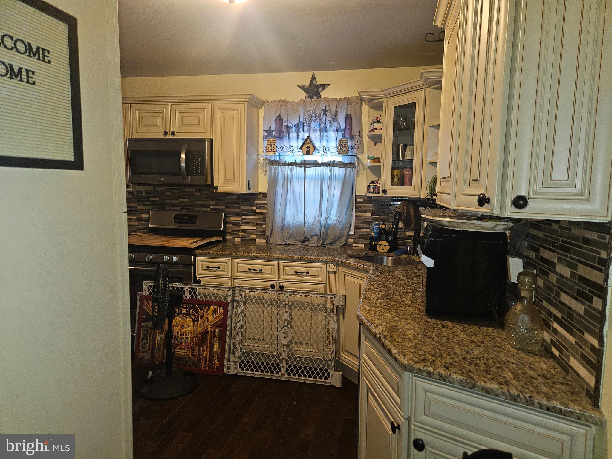 NONE AVA ILABLE - Residential