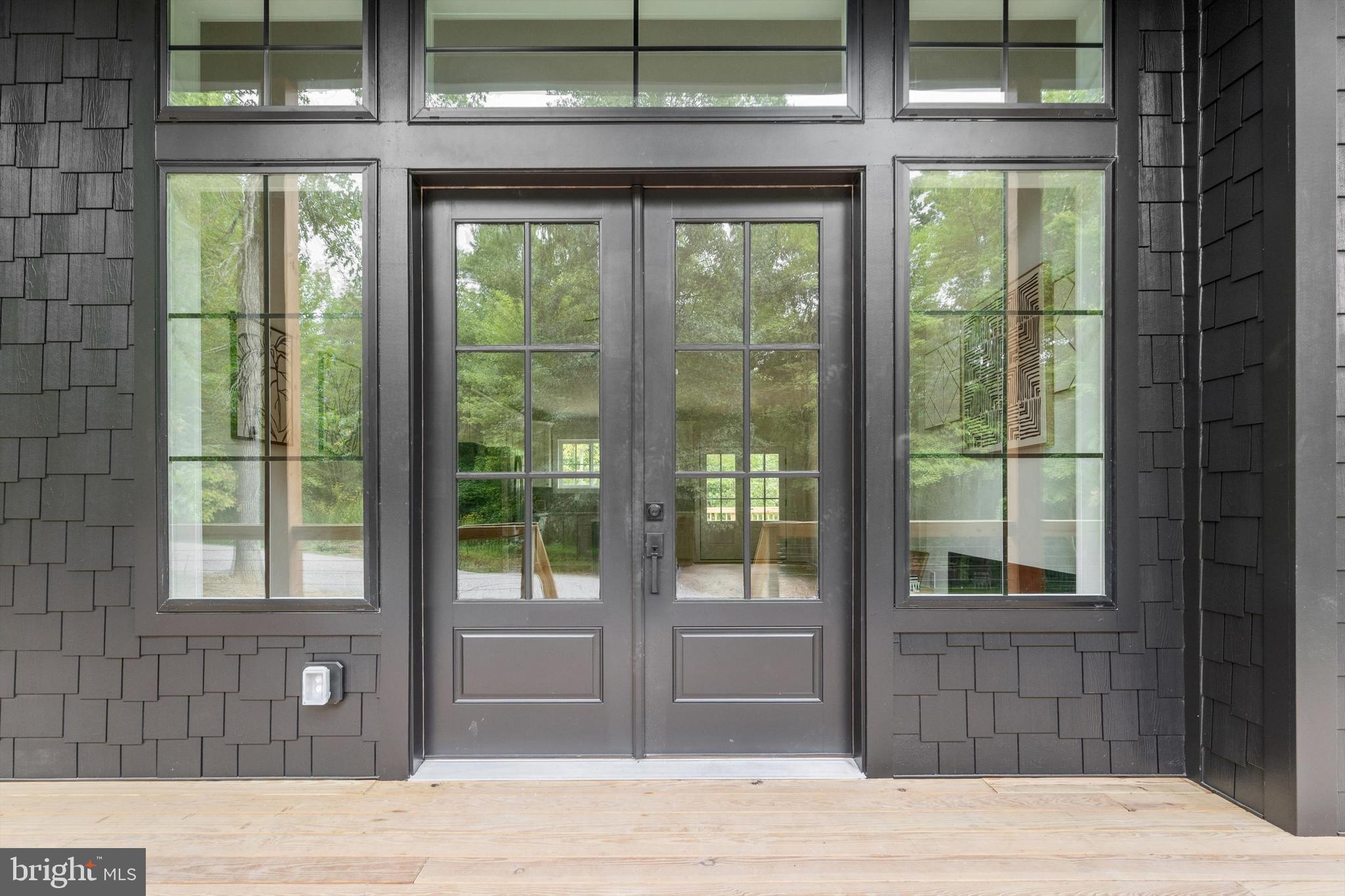 RIVERSIDE - Residential