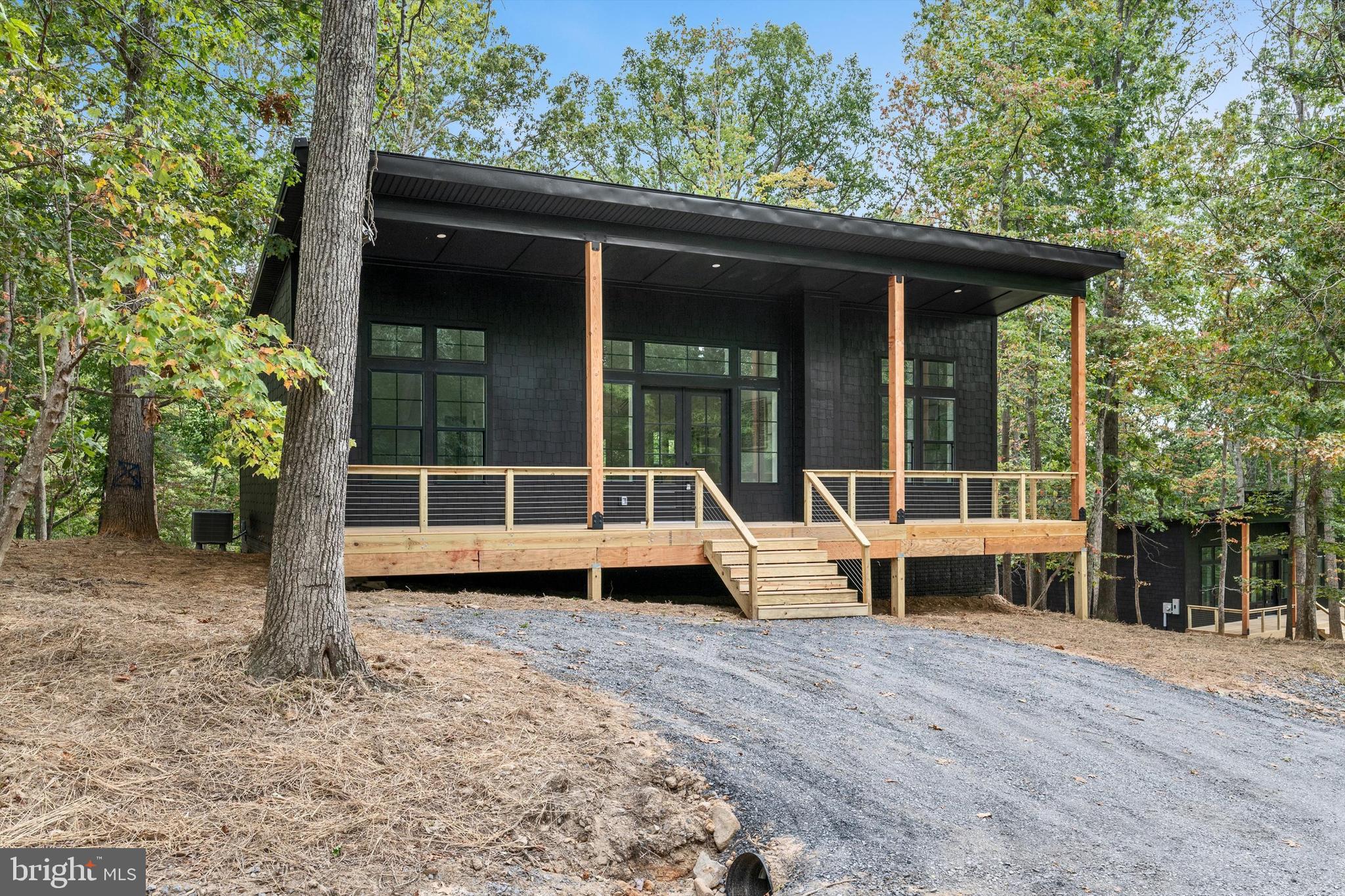 RIVERSIDE - Residential